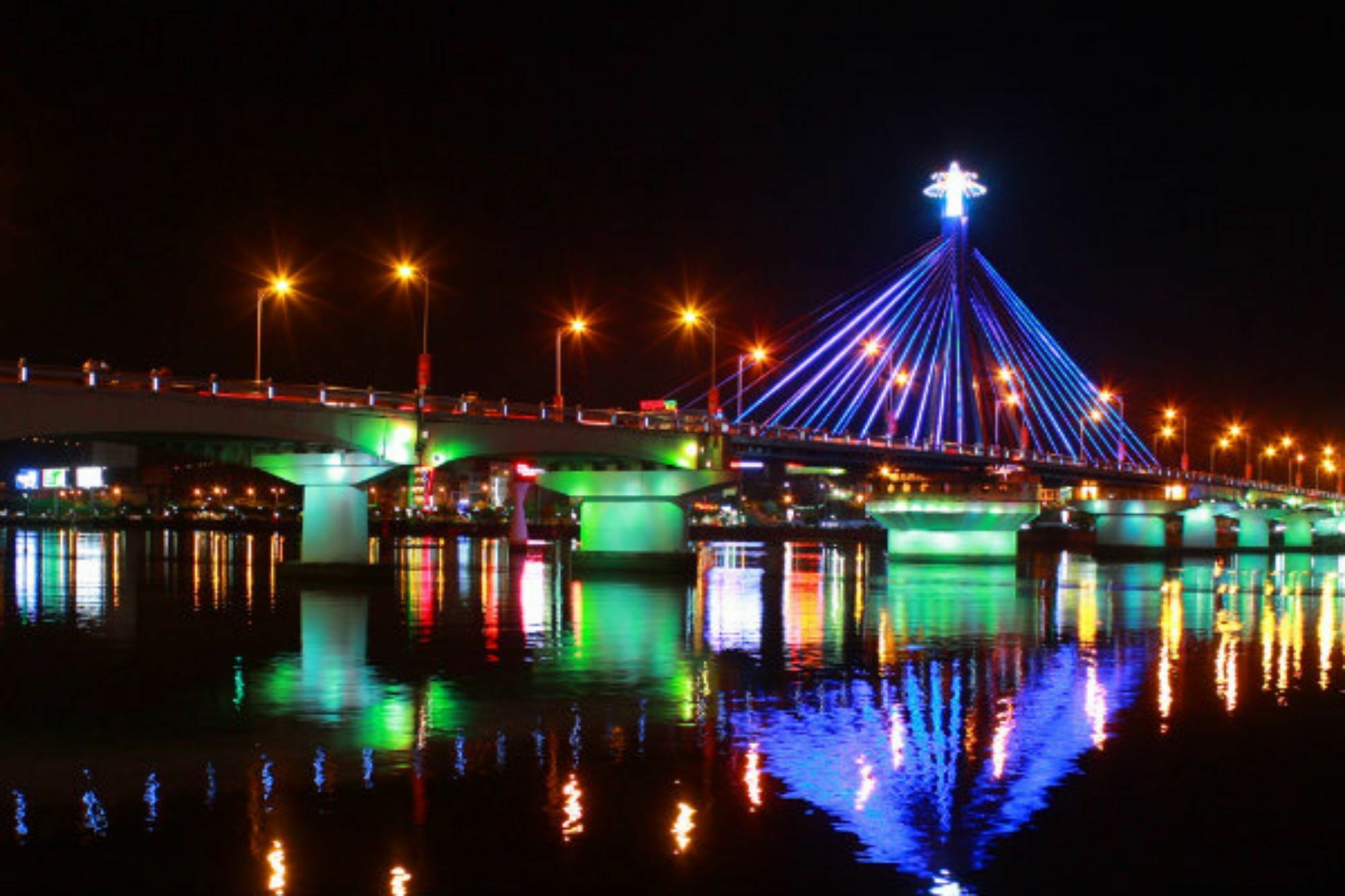 Legacy Riverside Da Nang Esterno foto